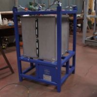 AB Engineering - Stainless tank in transport frame